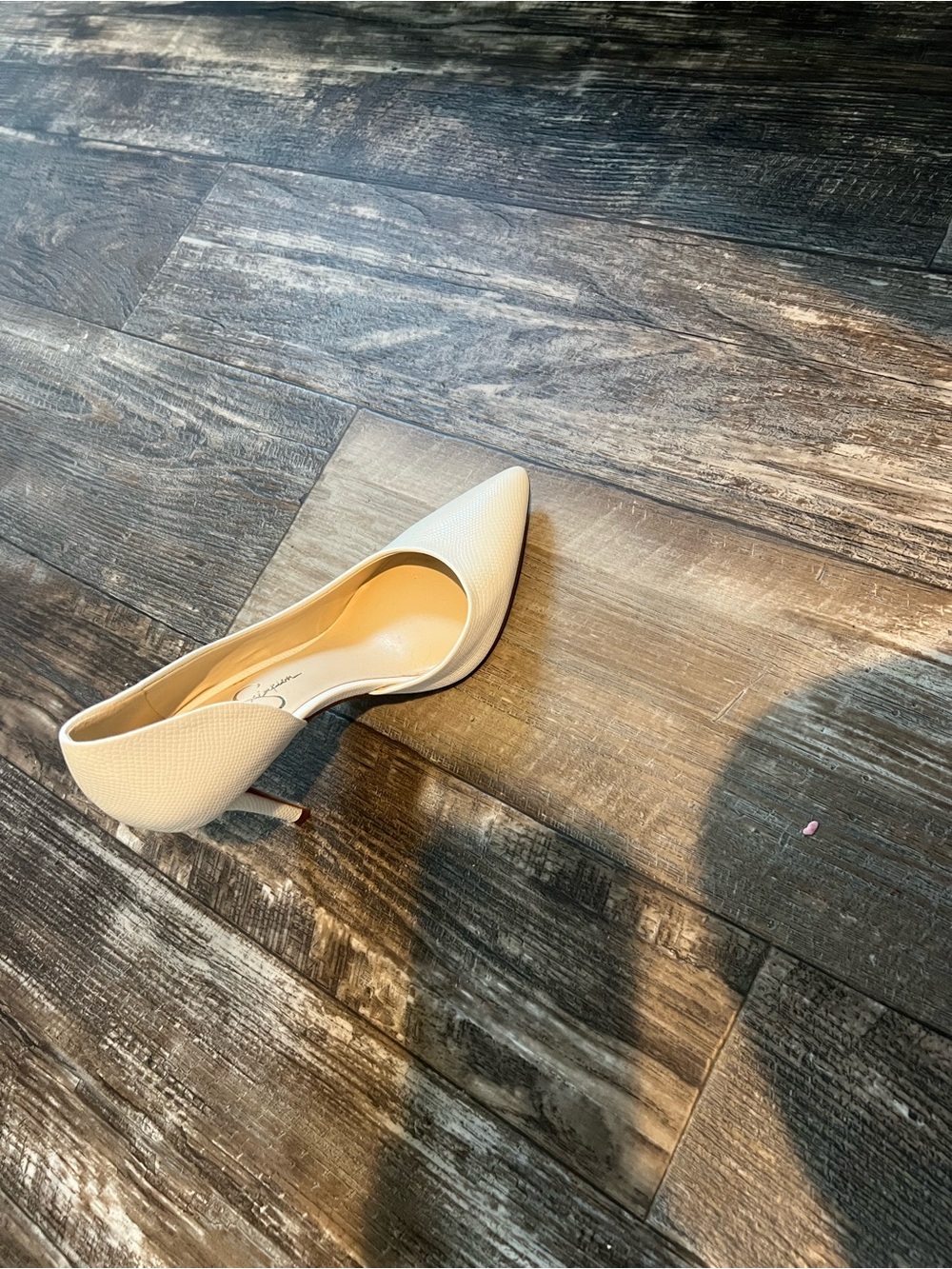 Jessica Simpson Cream Pointed-Toe Pump
